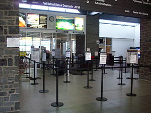 English: TSA security checkpoint at HGR.